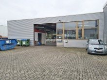 1 Gepflegte Werkstatthalle mit B�ro- und Sozialtrakt zu vermieten