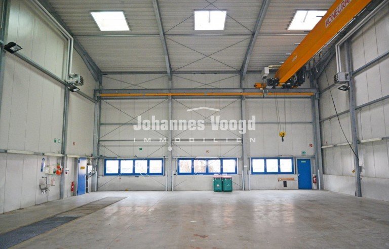 1 Hannover Gewerbegrundst�ck Hannover-Nord: Moderne Hallen-und Freifl�chen mit B�ro in verkehrsg�nstiger Lage zu vermieten